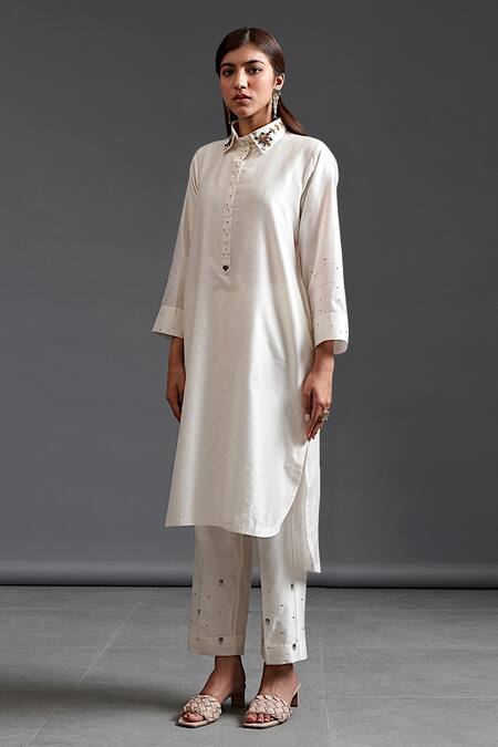 Buy Anantaa By Roohi White Silk Chanderi Cutdana , Resham , Sequins, Stone Kurta Online at Aza Fashions Buy_Anantaa By Roohi_White Silk Chanderi Cutdana , Resham , Sequins, Stone Kurta _Online_at_Aza_Fashions