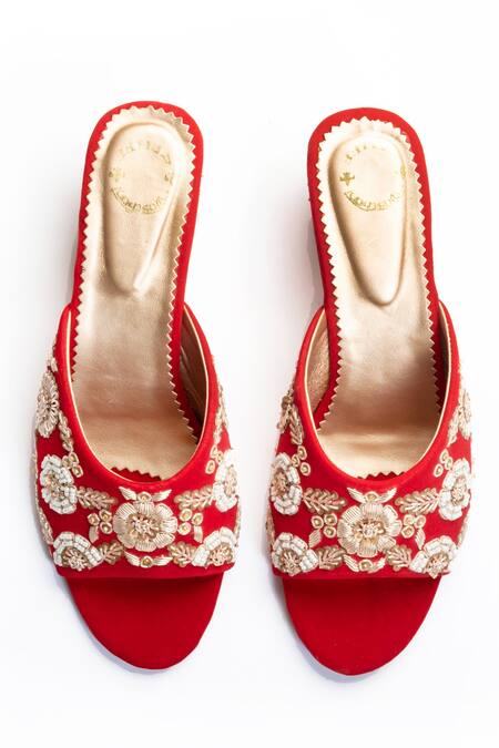 Shiveen Shiveen_Red Embroidery Velvet Block Heels _Online_at_Aza_Fashions