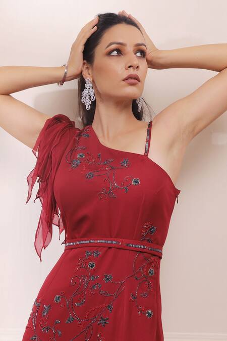 Buy_ISHA GUPTA TAYAL_Red Georgette, Crepe Lycra Cutdana, Dabka, Zardozi Cross Floral Embroidered Gown _Online_at_Aza_Fashions