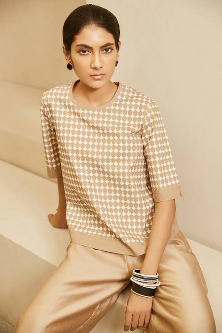 Ampm Brown Yana Printed Top Online at Aza Fashions Ampm_Brown Yana Printed Top_Online_at_Aza_Fashions