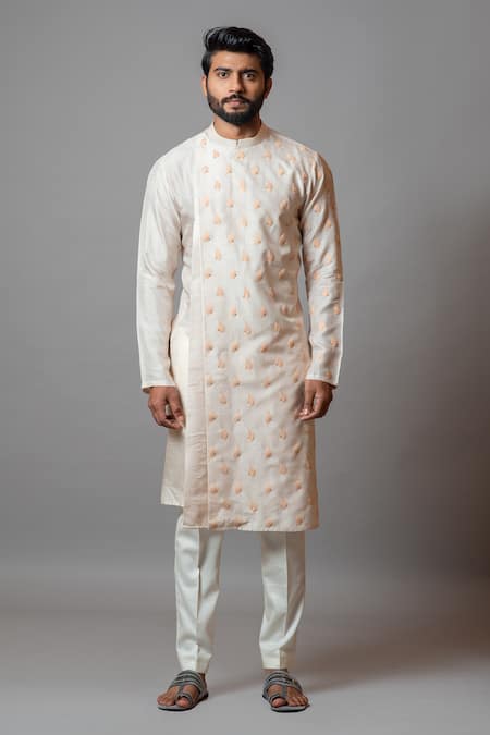 Paarsh Filigree Overlap Kurta Set 