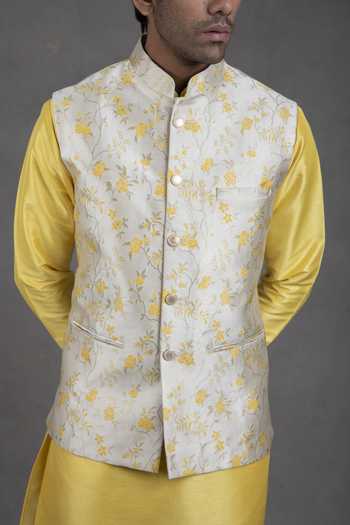 Rng Safawala Cream Silk, Cotton Embroidery Floral Print Bundi And Kurta Set For Kids at Aza Fashions Rng Safawala_Cream Silk, Cotton Embroidery Floral Print Bundi And Kurta Set For Kids_at_Aza_Fashions