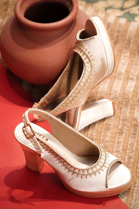 Tiesta_Gold Embroidery Chaap Block Heels _Online_at_Aza_Fashions