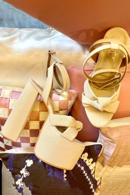 Buy Twenty Dresses by Nykaa Fashion Gold Almond Toe Metallic Round Block  Party Heels online