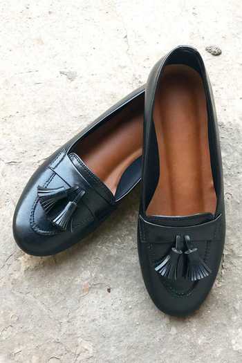 Tiesta Tasseled Flats 