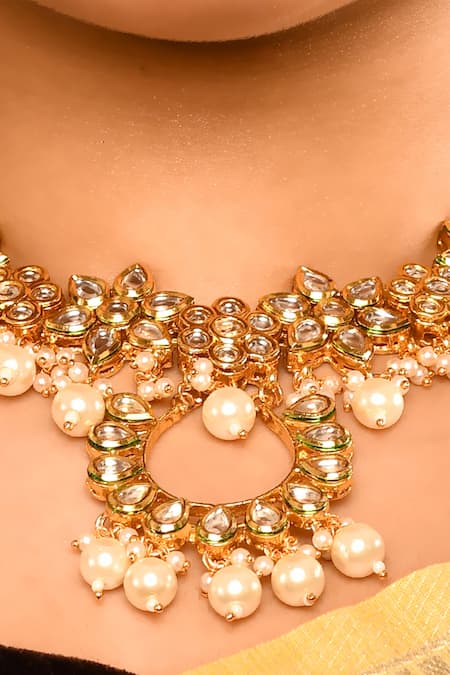 Buy_Minaki_Gold Plated Pearls, Diamonds Floral Kundan Choker Set _Online_at_Aza_Fashions