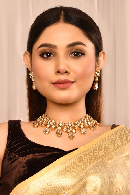 Minaki_Gold Plated Diamonds, Stones Floral Kundan Choker Set _Online_at_Aza_Fashions