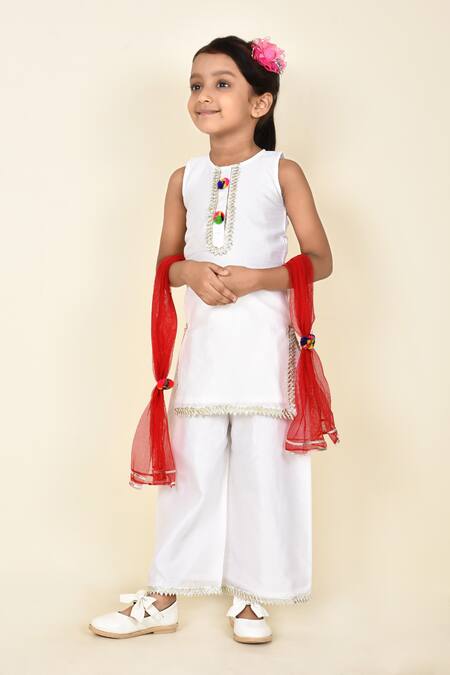 Pankhuri By Priyanka White Chanderi Lace, Pom-poms Kurta Palazzo Set Online at Aza Fashions Pankhuri By Priyanka_White Chanderi Lace, Pom-poms Kurta Palazzo Set _Online_at_Aza_Fashions