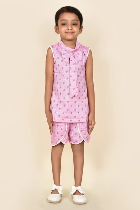 Pankhuri By Priyanka Pink Cotton Bows Printed Top And Shorts Set