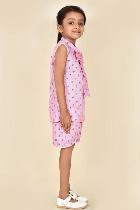 Pankhuri By Priyanka_Pink Cotton Bows Printed Top And Shorts Set _Online_at_Aza_Fashions