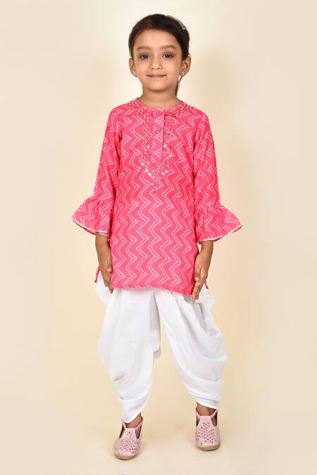 Pankhuri By Priyanka_Pink Muslin Mirrors Embroidered Neckline Kurta And Pant Set _Online_at_Aza_Fashions