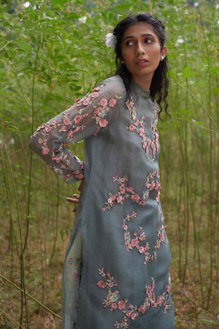Shop Incheetape Green Cotton, Organza, Silk Linen Floral Motifs Asymmetric Kurta And Palazzo Set Online at Aza Fashions Shop_Incheetape_Green Cotton, Organza, Silk Linen Floral Motifs Asymmetric Kurta And Palazzo Set _Online_at_Aza_Fashions