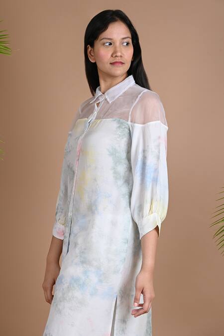 Shop_Chambray & Co._White , Organza Shibori Dyeing Band Collar Skye Dye Kurta And Pant Set_Online_at_Aza_Fashions