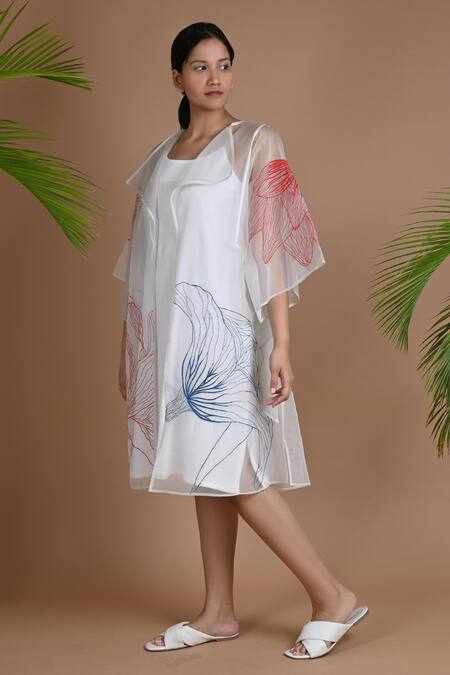 Buy_Chambray & Co._White Organza, Crushed Floral Motifs Dress Dior Embroidered With_Online_at_Aza_Fashions