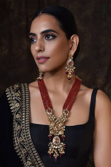 SWABHIMANN_Gold Plated Diamonds, Stones Kundan Pendant Necklace Set _Online_at_Aza_Fashions