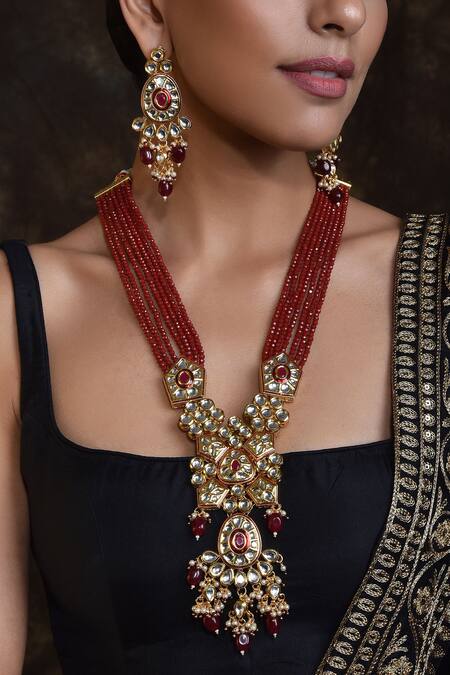 Shop_SWABHIMANN_Gold Plated Diamonds, Stones Kundan Pendant Necklace Set _Online_at_Aza_Fashions