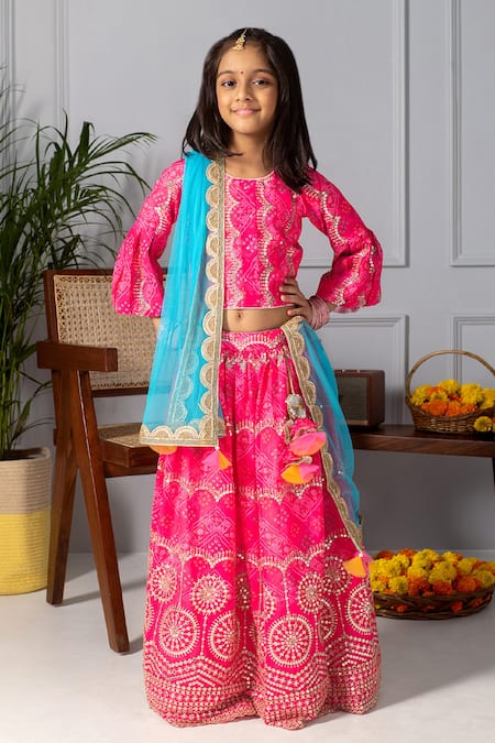 Free Sparrow Bandhani Lehenga Set 