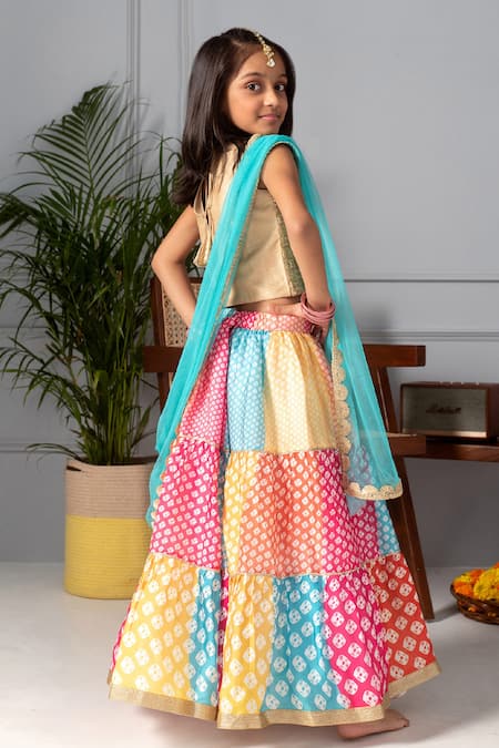Buy Kids Girls Pink Bandhani Printed Rayon Gown With Dupatta Set Festive  Wear Online at Best Price | Cbazaar