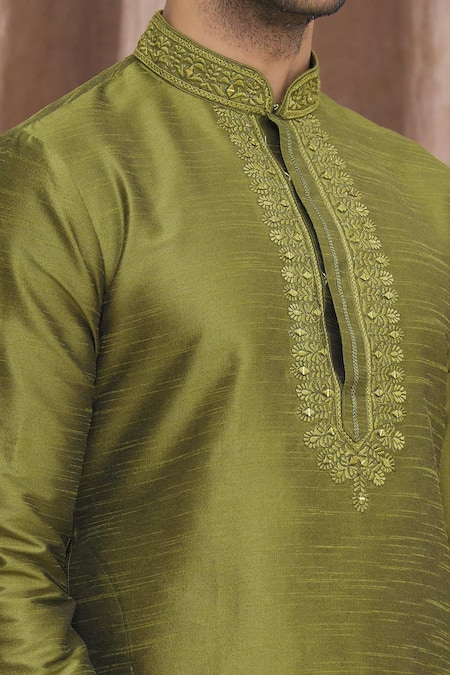 Shop_Arihant Rai Sinha_Green Silk Embroidery, Mirrors Banarasi Art Floral Kurta _Online_at_Aza_Fashions