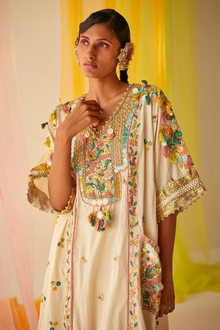Shop Priyanka Singh White Cotton, Mul Silk Mukaish , Sequins, Zardozi V Neck Kurta Set Online at Aza Fashions Shop_Priyanka Singh_White Cotton, Mul Silk Mukaish , Sequins, Zardozi V Neck Kurta Set _Online_at_Aza_Fashions