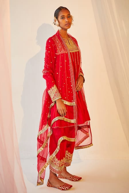 Priyanka Singh Red Silk, Organza Sequins, Zardozi Work Round Notched Kurta Set 