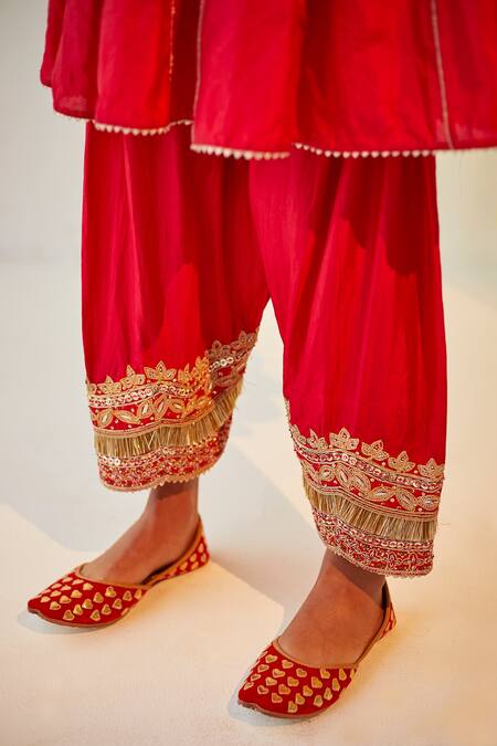 Priyanka Singh Red Silk, Organza Sequins, Zardozi Work Round Notched Kurta Set Online at Aza Fashions Priyanka Singh_Red Silk, Organza Sequins, Zardozi Work Round Notched Kurta Set _Online_at_Aza_Fashions