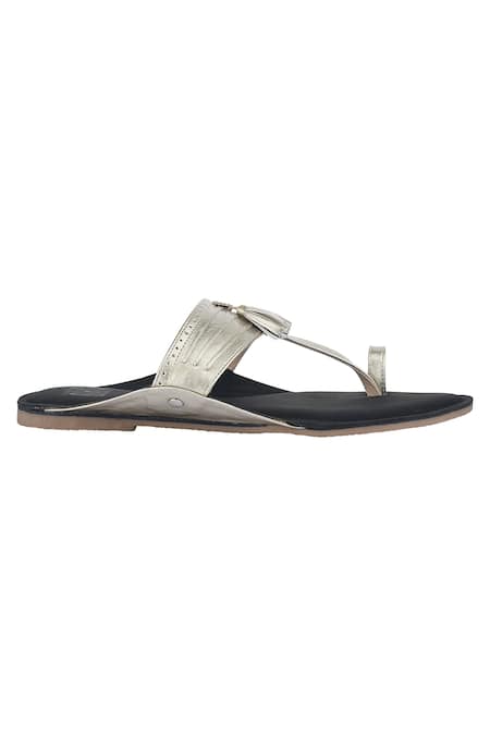 Buy Sko Black Tasselled Kolhapuri Sandals Online at Aza Fashions Buy_Sko_Black Tasselled Kolhapuri Sandals_Online_at_Aza_Fashions