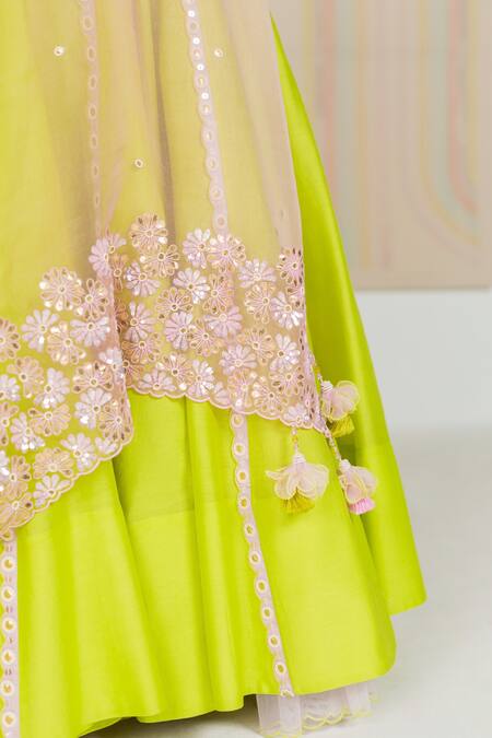 Madzin Green , Chanderi Floral, Gota V Neck Embroidered Lehenga Set at Aza Fashions Madzin_Green , Chanderi Floral, Gota V Neck Embroidered Lehenga Set _at_Aza_Fashions