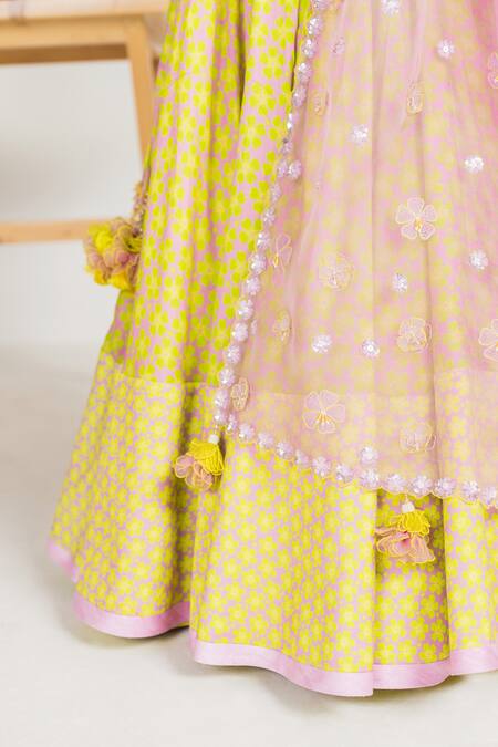 Shop_Madzin_Green Lehenga  Chanderi Choli  Stretch Georgette Dupatta  Silk Organza Set _Online_at_Aza_Fashions