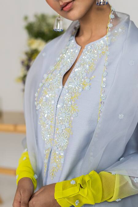 Shop Madzin Blue Chiffon, Organza, Chanderi Floral Motifs Keyhole Kurta Set Online at Aza Fashions Shop_Madzin_Blue Chiffon, Organza, Chanderi Floral Motifs Keyhole Kurta Set _Online_at_Aza_Fashions