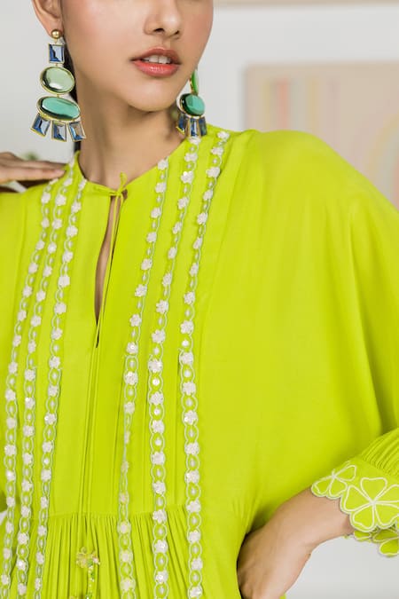 Shop Madzin Green Organza Floral Motifs Keyhole Tiered Dress Online at Aza Fashions Shop_Madzin_Green Organza Floral Motifs Keyhole Tiered Dress _Online_at_Aza_Fashions