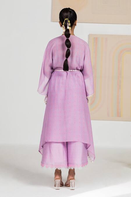 Shop Madzin Purple Silk Crepe Swirl V Neck Printed Kaftan at Aza Fashions Shop_Madzin_Purple Silk Crepe Swirl V Neck Printed Kaftan _at_Aza_Fashions