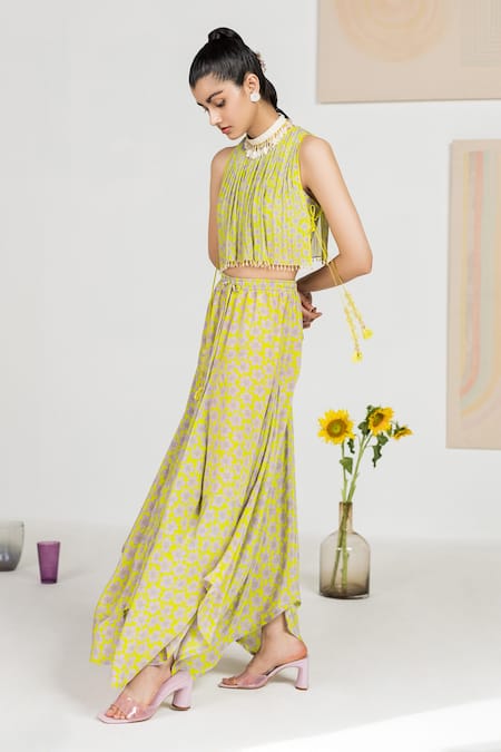 Madzin Green Chanderidhoti Skirt Silk Crepe, Crop Top Chiffon Bead Work, And Dhoti Set Online at Aza Fashions Madzin_Green Chanderidhoti Skirt Silk Crepe, Crop Top Chiffon Bead Work, And Dhoti Set _Online_at_Aza_Fashions