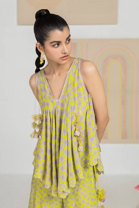 Shop Madzin Green , Top Flat Sharara Floral Print One And Set Online at Aza Fashions Shop_Madzin_Green , Top Flat Sharara Floral Print One And Set _Online_at_Aza_Fashions