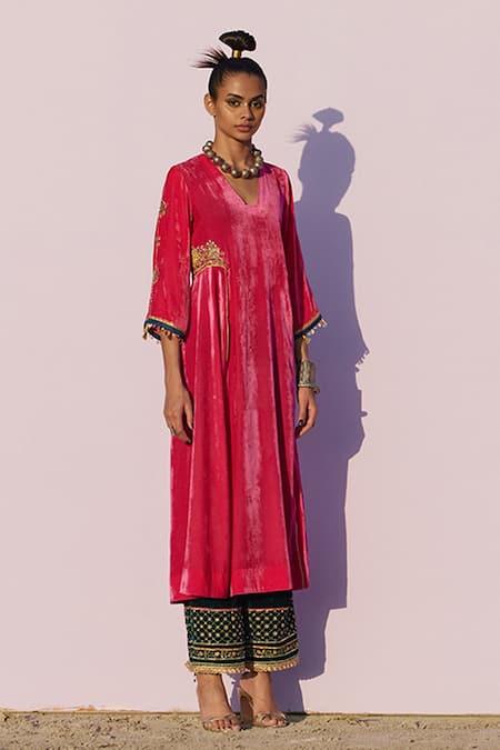 Rajiramniq Silk Velvet Embroidered Kurta Palazzo Set 