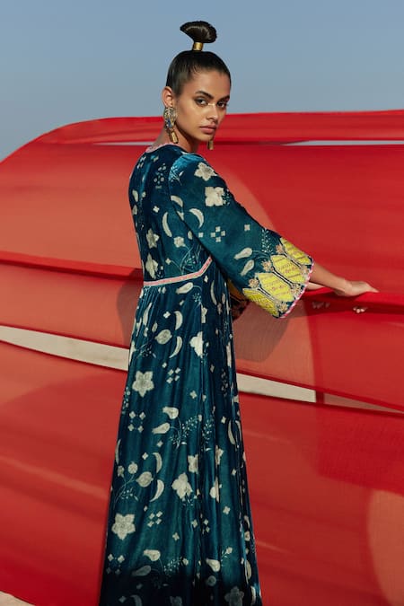 Rajiramniq Silk Velvet Printed Kurta & Palazzo Set 