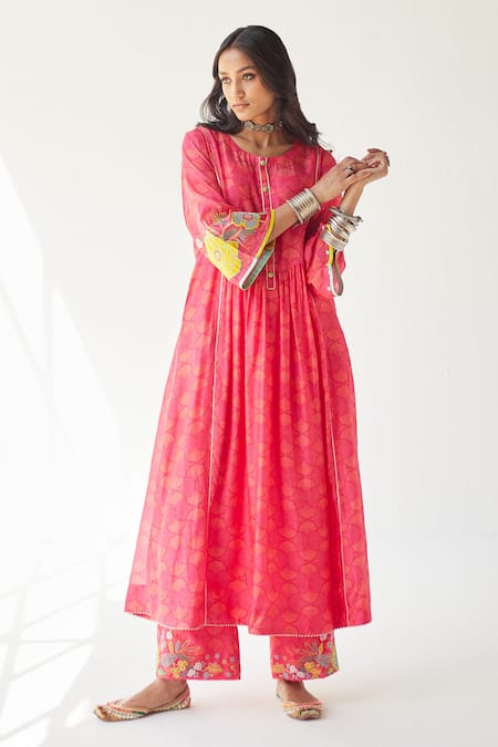 Shop Rajiramniq Pink Cotton , Kota Thread Work, Shell Print Round Kurta Set at Aza Fashions Shop_Rajiramniq_Pink Cotton , Kota Thread Work, Shell Print Round Kurta Set _at_Aza_Fashions