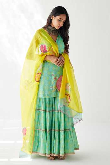 Buy_Rajiramniq_Green Cotton , Kota Thread Work, Shell Print V Neck Kurta Gharara Set _Online_at_Aza_Fashions
