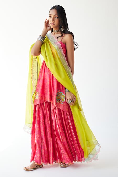 Buy_Rajiramniq_Pink Cotton , Kota Thread Work, Shell Print Strappy Kurta Gharara Set _Online_at_Aza_Fashions