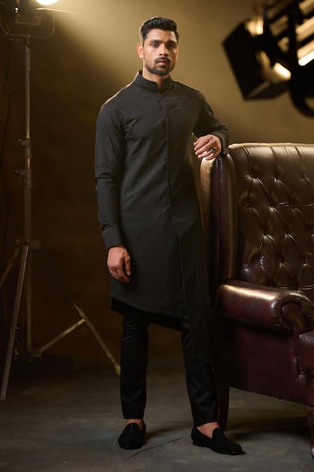 Ritu & Abhishek Snake Skin Textured Kurta 