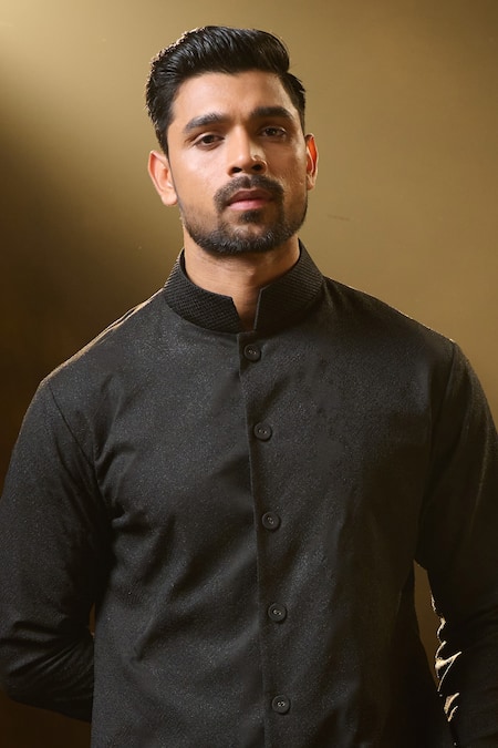 Ritu & Abhishek Snake Skin Textured Kurta 