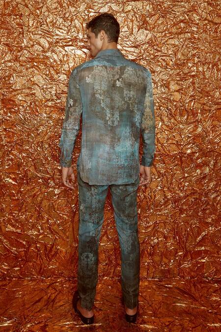 Shop Nirmooha Grey Chiffon Printed Shirt And Pant Set at Aza Fashions Shop_Nirmooha_Grey Chiffon Printed Shirt And Pant Set _at_Aza_Fashions