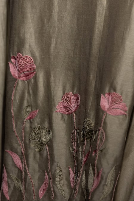 Vara By Vibha N Priti_Green Chanderi Silk Hand Embroidered Thread Work Cowl Neck Tunic _at_Aza_Fashions