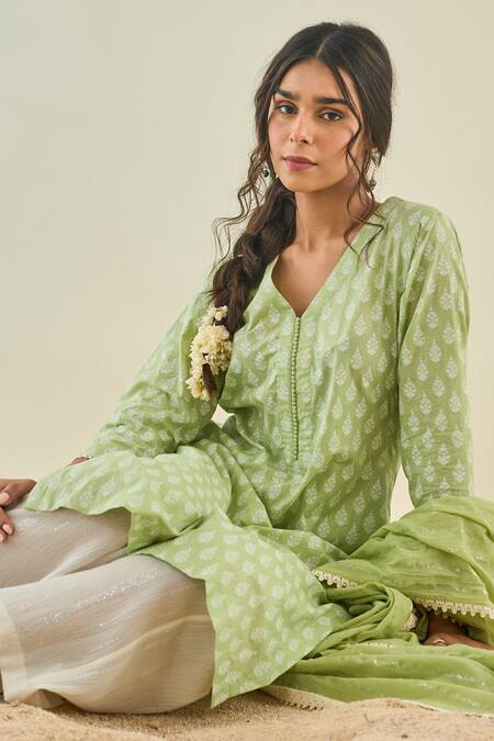 LAHARIO_Green Cotton Floral Motifs V Neck Printed Kurta Sharara Set _Online_at_Aza_Fashions