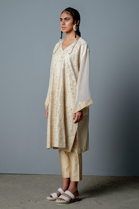 Buy_Pooja Rajgarhia Gupta_White Georgette, Cotton Satin Cutdana Work, Mirror Work, Cleo Pheran And Pant Set _Online_at_Aza_Fashions