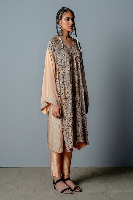 Pooja Rajgarhia Gupta_Beige Cotton Satin Cutdana Work, Mirror Work, Screen Mosaic Pheran And Pant Set _Online_at_Aza_Fashions