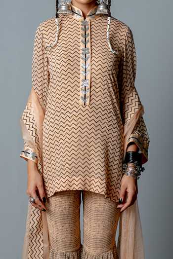 Shop_Pooja Rajgarhia Gupta_Beige Organza, Georgette Cutdana, Zig Zag Print Mandarin Kurta Sharara Set _Online_at_Aza_Fashions