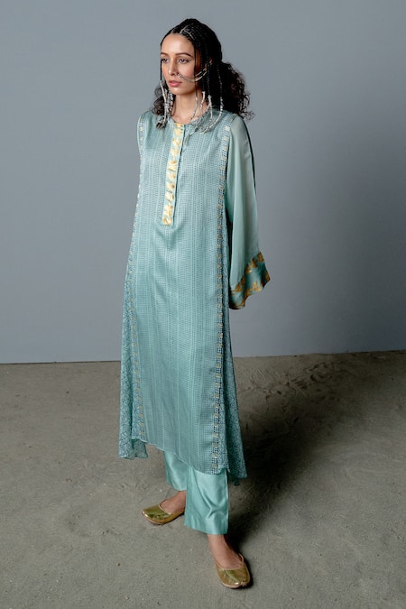 Pooja Rajgarhia Gupta Nefertiti Printed Kurta & Pant Set 