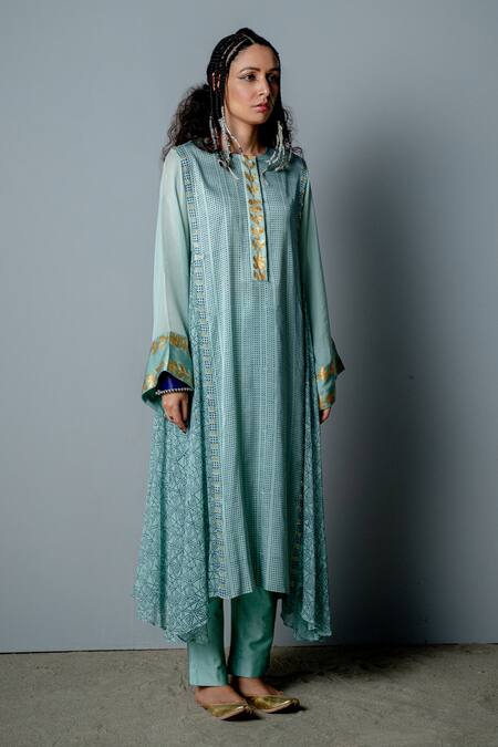 Pooja Rajgarhia Gupta_Blue Georgette, Cotton Satin Geometric Print, Nefertiti Kurta And Pant Set _Online_at_Aza_Fashions