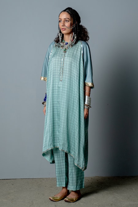 Buy_Pooja Rajgarhia Gupta_Blue Georgette, Cotton Satin Geometric Print, Nefertiti Kaftan And Pant Set _Online_at_Aza_Fashions